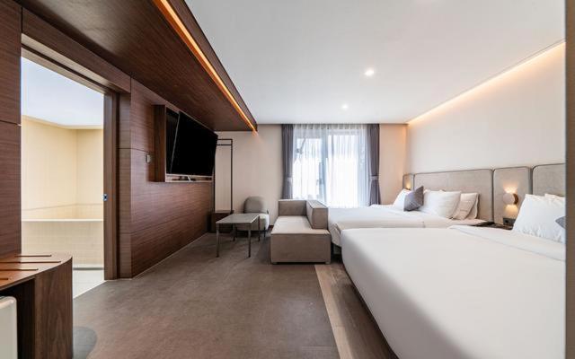 Hound Hotel Gijang Osiria Пусан Екстериор снимка